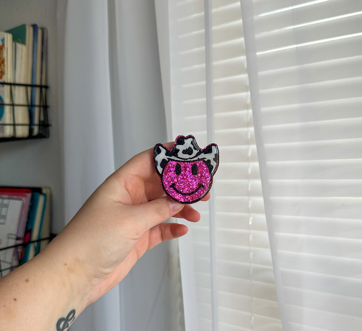 Smiley Cowboy Keychain/ Pop socket